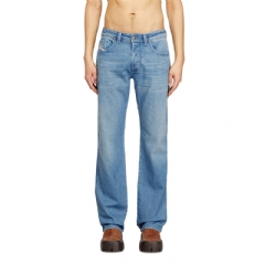Diesel Men regular jeans 1985 larkee 09q18 Light Blue A2370509Q18