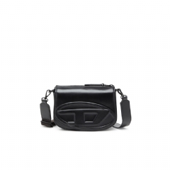 Diesel Men 1DR-Camera bag in premium leather Black X10223PR818
