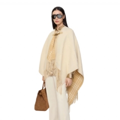 Burberry Women EKD Fil Coupe Wool Cape Tundra beige 81180161