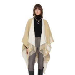 Burberry Women EKD Wool Cashmere Cape Sand 81102291