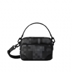 Louis Vuitton Men Nil Messenger Damoflage M14988