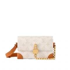 Louis Vuitton Men Steamer Wearable Wallet Monogram Heritage M14686