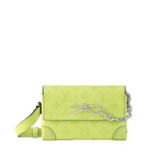 Louis Vuitton Men Steamer Wearable Wallet Taigarama M14117