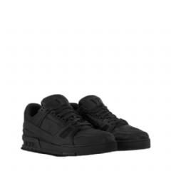 Louis Vuitton Men LV Trainer Sneaker Black 1AHDBK