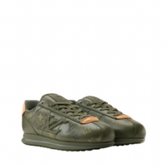 Louis Vuitton Men LV BUTTERSOFT Sneaker 1AJANO