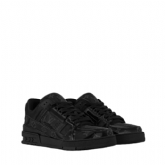 Louis Vuitton Men LV Trainer Sneaker Black 1AHDK8