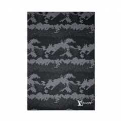 Louis Vuitton Men Damoflage Stole M96203