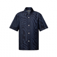Louis Vuitton Men Short-Sleeved Denim Shirt 1AHVVK