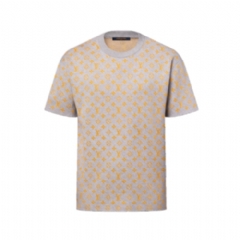 Louis Vuitton Men Monogram Short-Sleeved Crewneck 1AHVPG