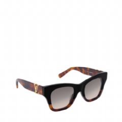 Louis Vuitton Women The LV Square Sunglasses Z2996W