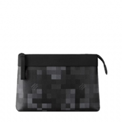 Louis Vuitton Men Pochette Voyage Souple Damoflage M14926