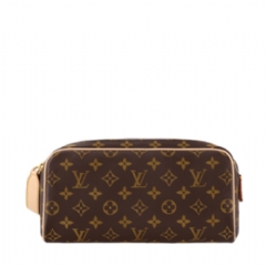 Louis Vuitton Men Dopp Kit Toilet Pouch Monogram Canvas M44494