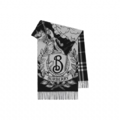 Burberry Women Wide Reversible Stormy Knight Scarf Black/calico 81093721