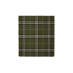 Burberry Women Wide Check Wool Scarf Pea 81124911
